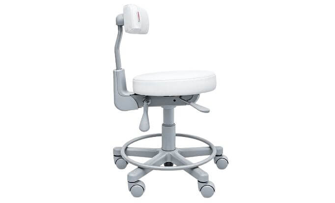 mocho-vertico-prolabore-baixo-vinil-branco-base-com-aro-cinza-rodizio-lateral